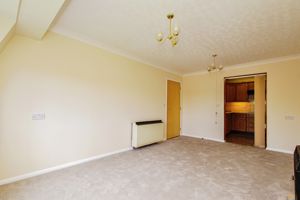 LIVING ROOM- click for photo gallery
